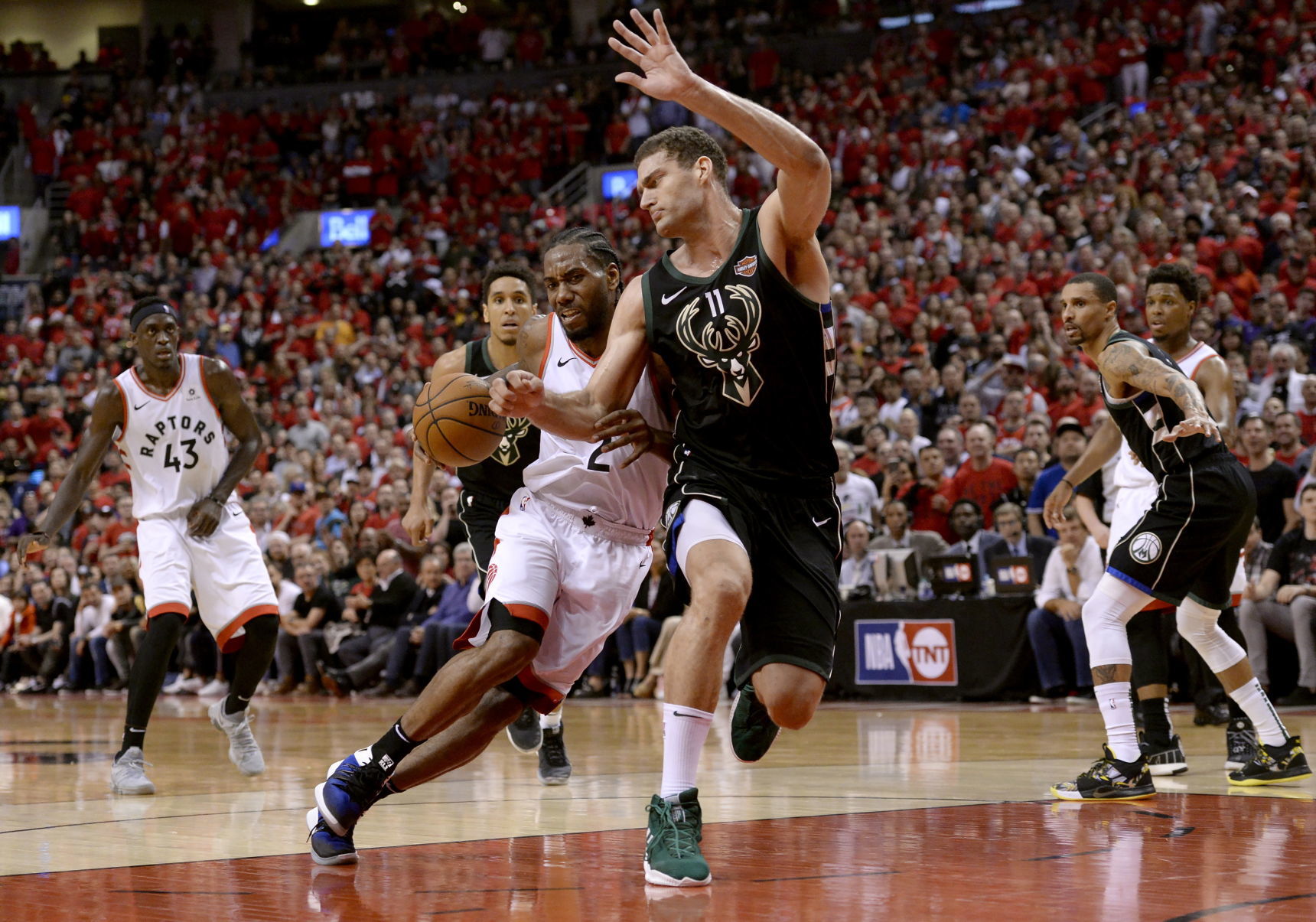 Raptors 100, Bucks 94